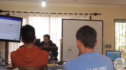 Juan enseñando Juan.