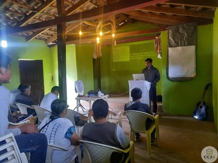 Hno Uzai en Sapiranguimiri